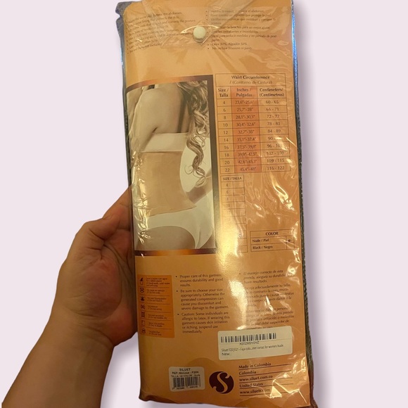 Latex waist cincher 3 rows of hooks metal boning rods - Picture 6 of 8